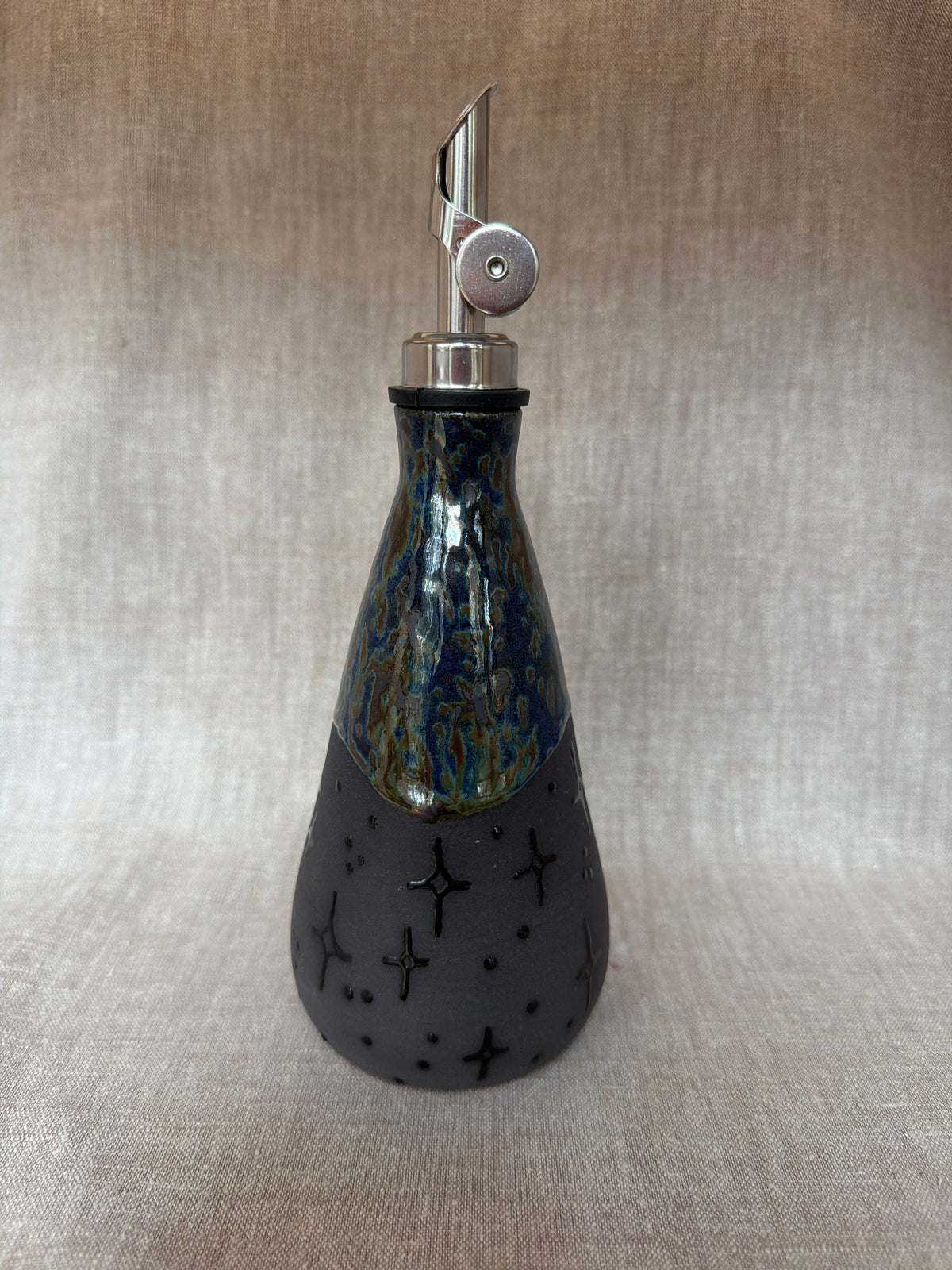 Northern Lights Oil Pourer