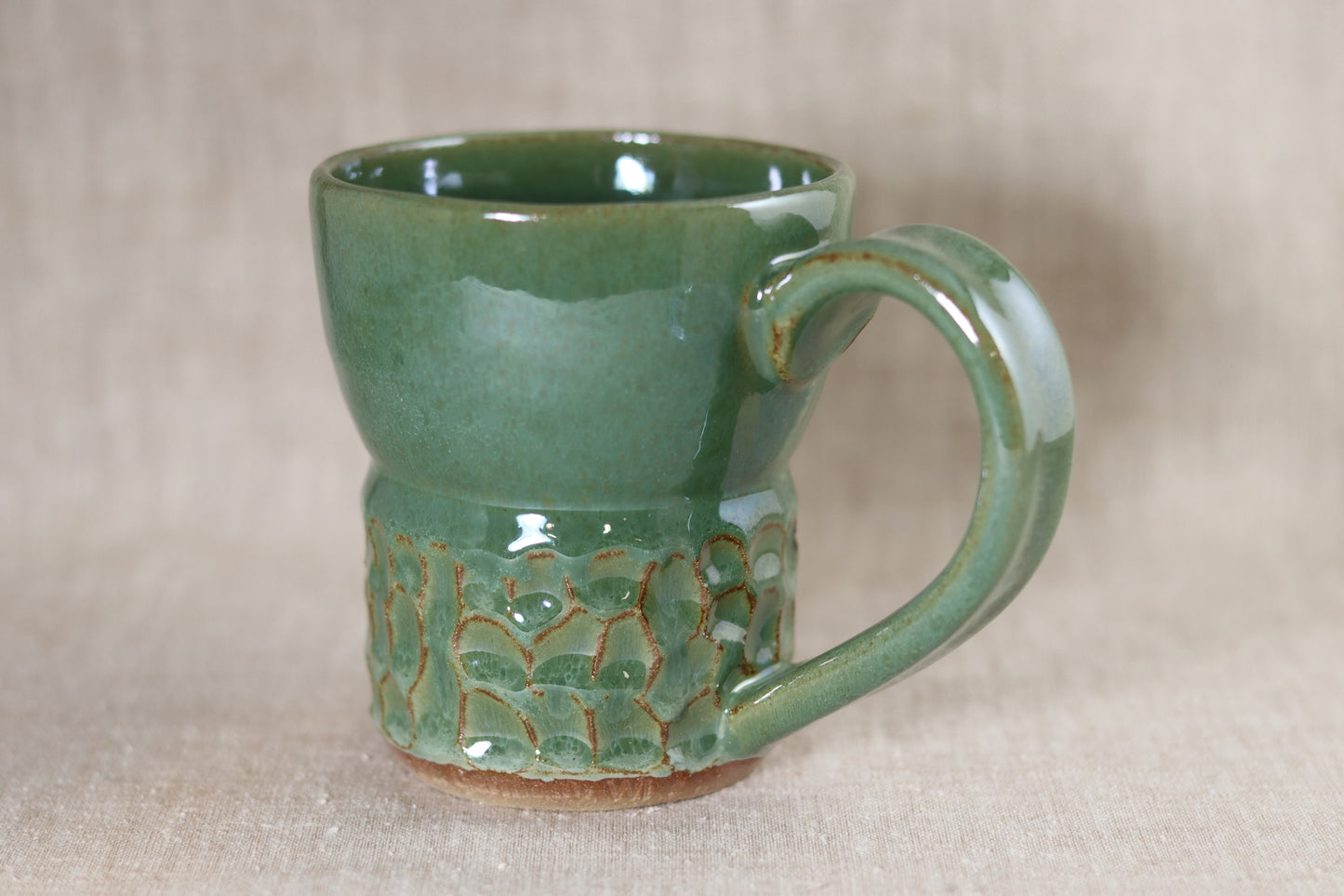 Green Hammered Mug