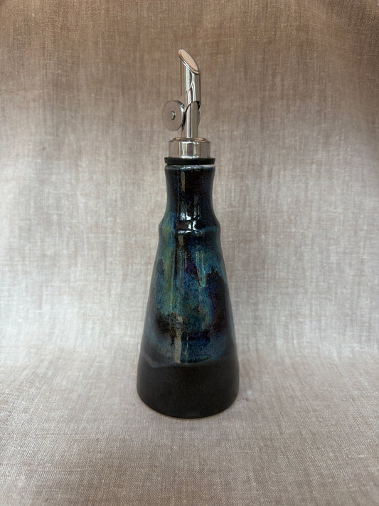 Northern Lights Oil Pourer