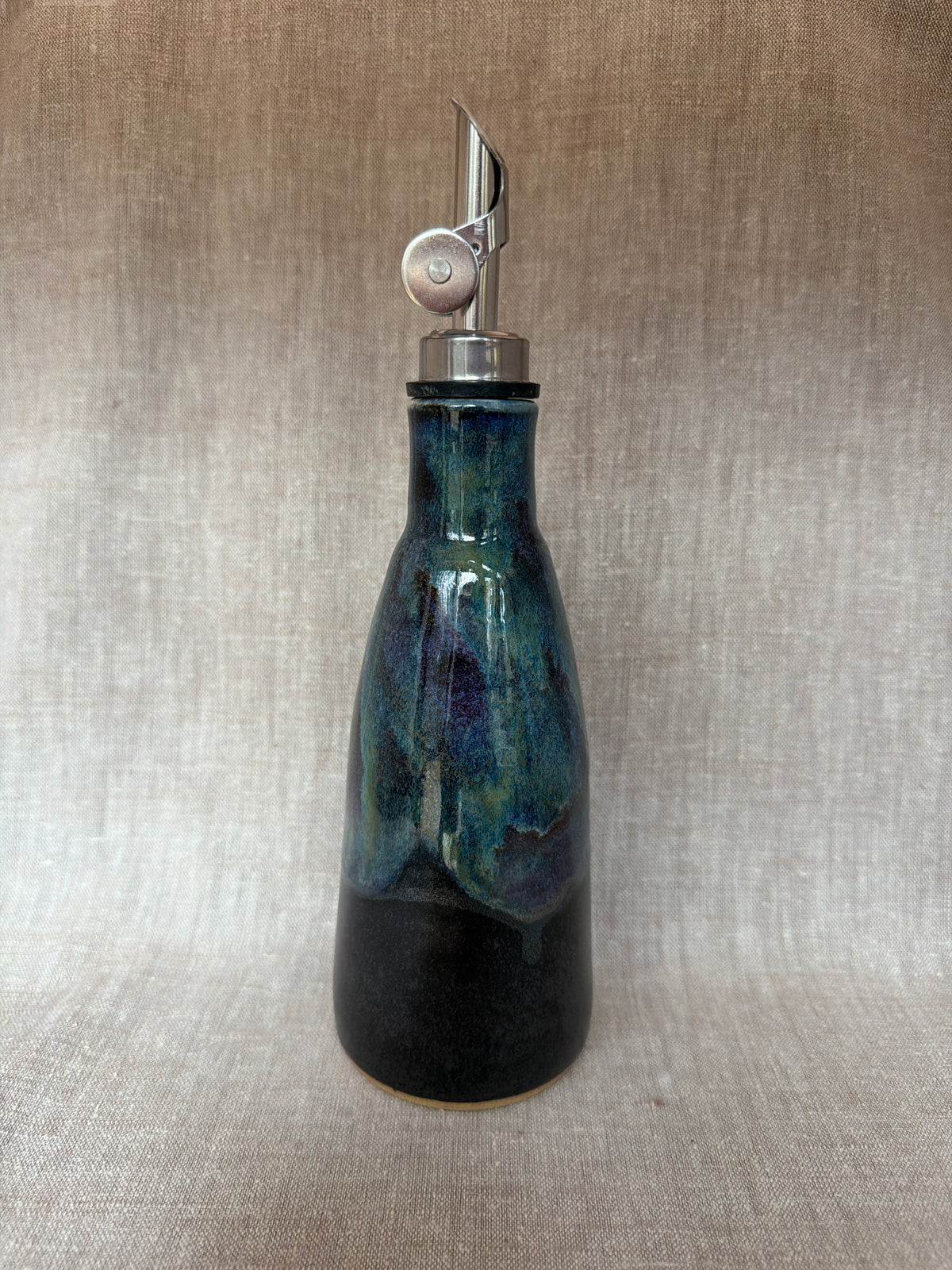 Northern Lights Oil Pourer