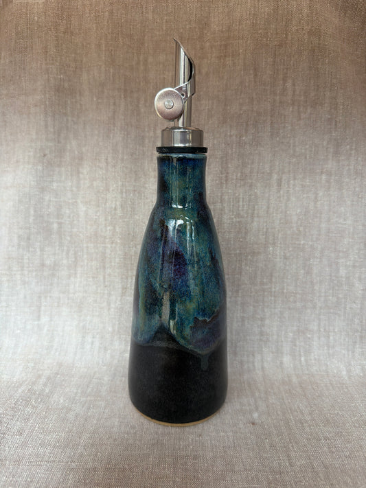 Northern Lights Oil Pourer