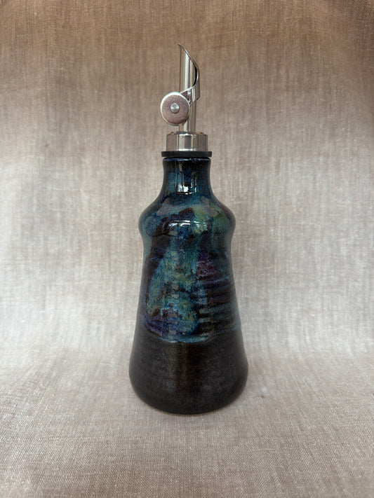 Northern Lights Oil Pourer