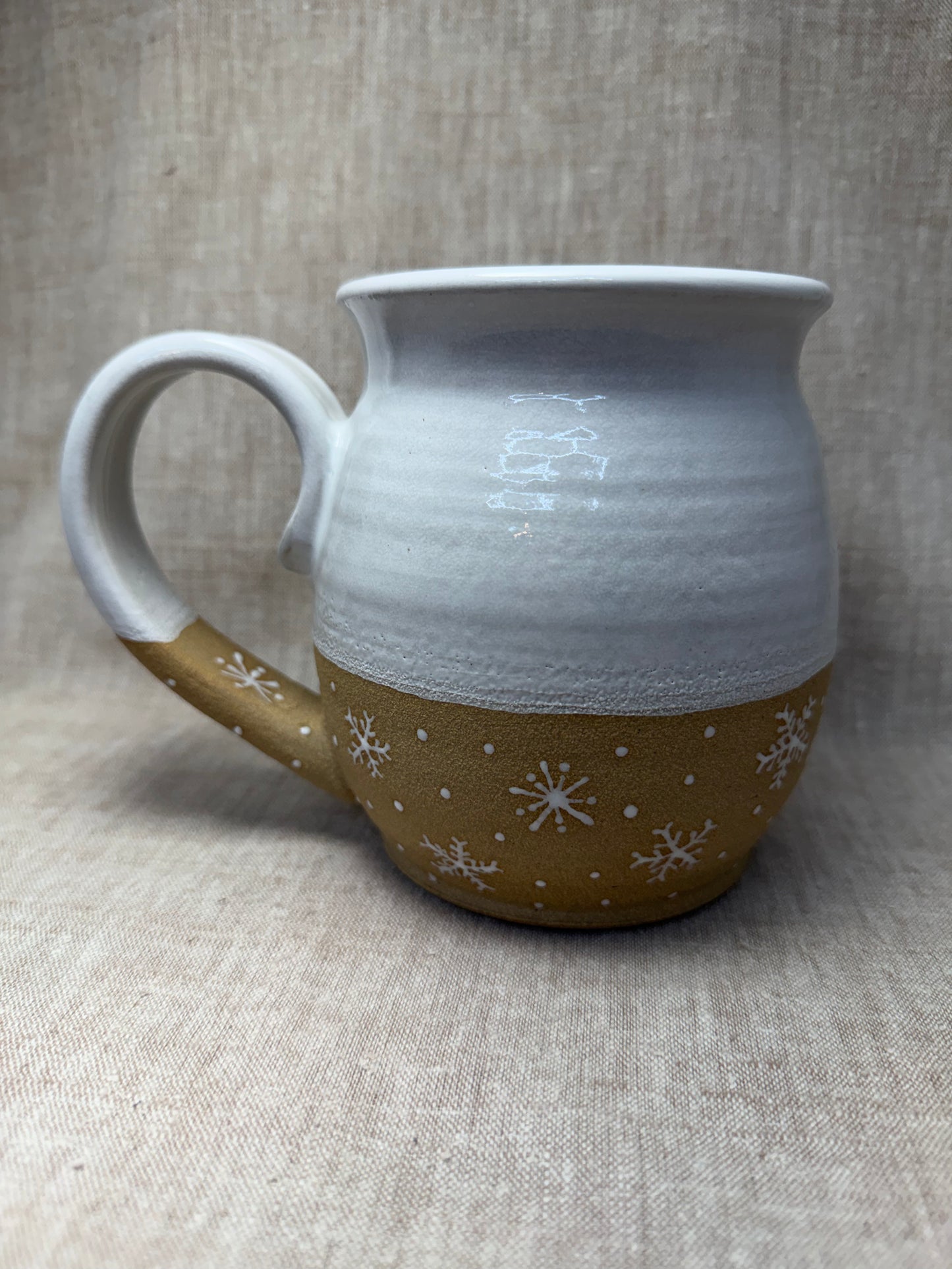 Round White Snowflake Mug