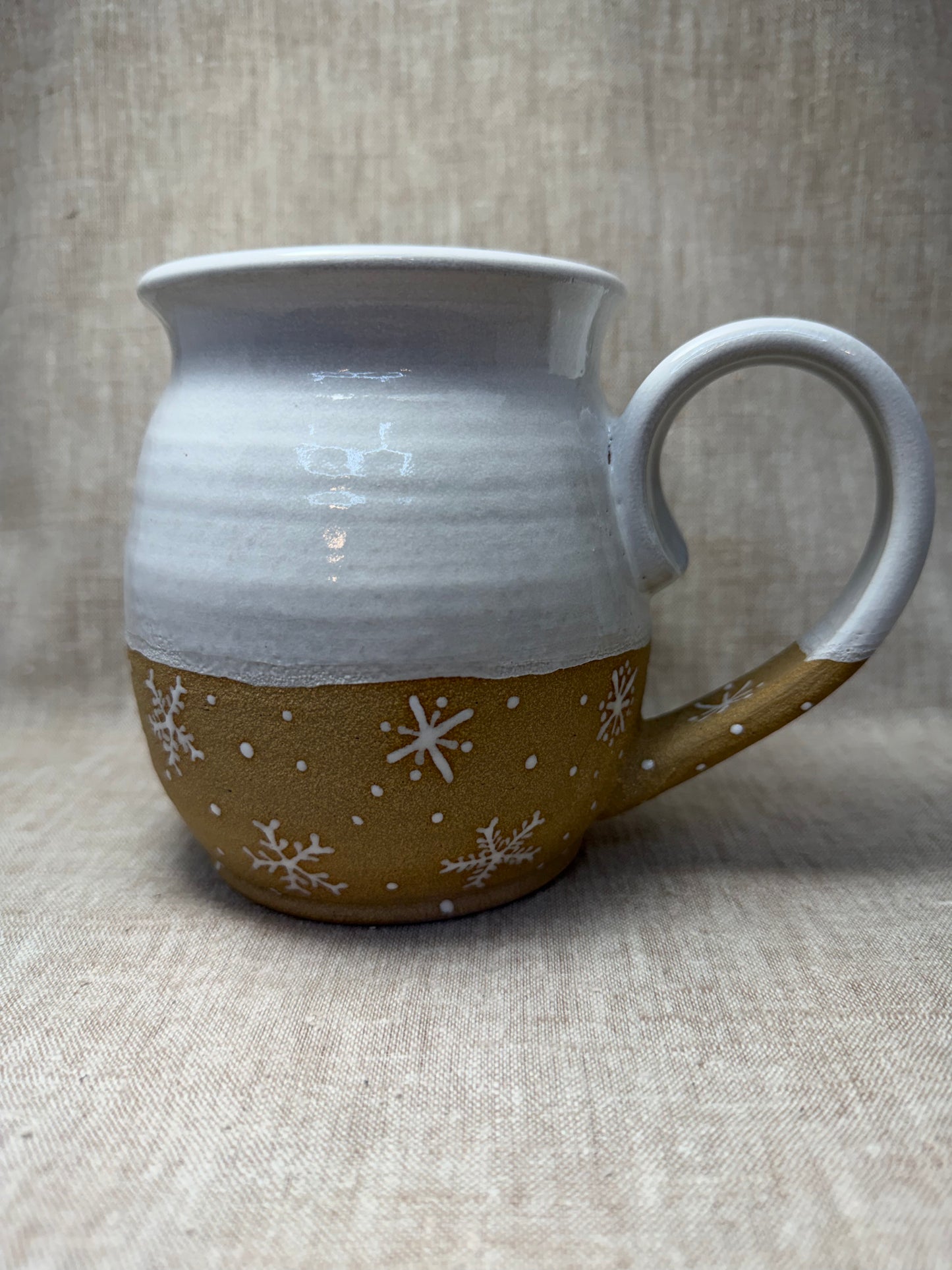 Round White Snowflake Mug
