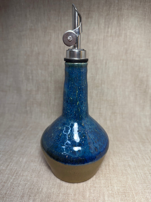 Blue & Tan Oil Pourer
