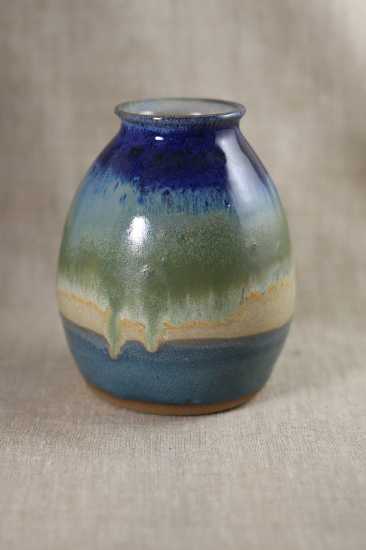 Rounded Short Vase