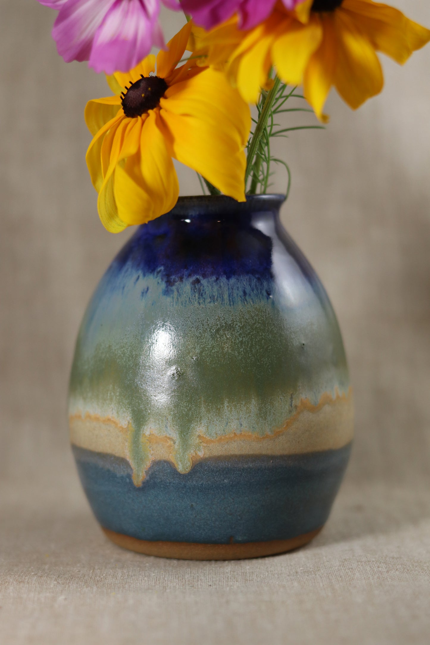 Rounded Short Vase